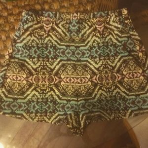 Topshop High Waisted Patterned Shorts New w/oTags